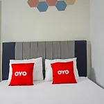 Oyo 92272 Sahaja Pasar Baru
